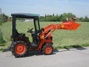 tractor cab Kubota B1 front loader