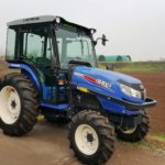 Iseki-TLE-4490-cab