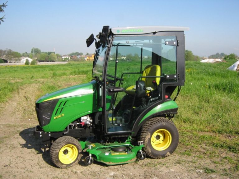 Read more about the article Kabine John Deere 1026