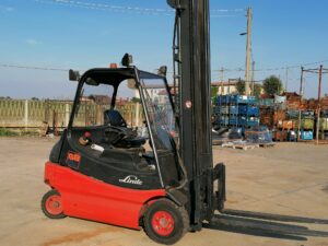 linde forklift cabin