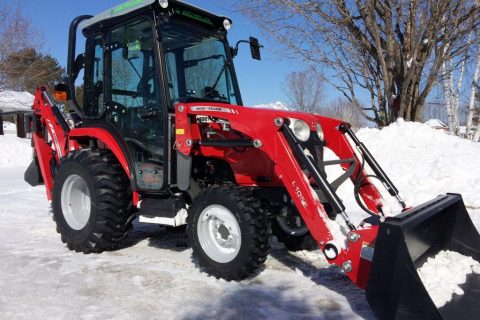 Massey Ferguson 1700E with rigid cabin